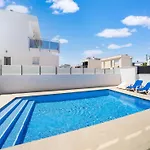 Sunny With Private Pool Βίλα