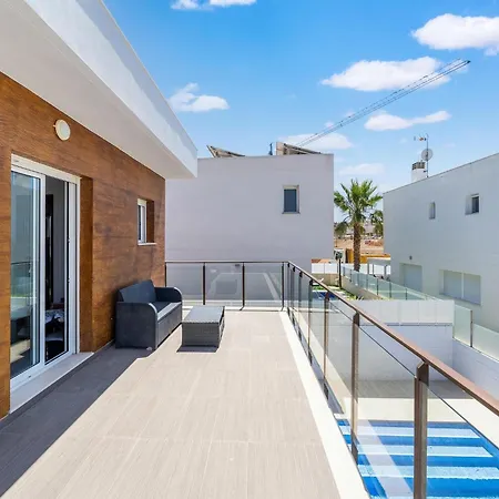Sunny With Private Pool Βίλα *