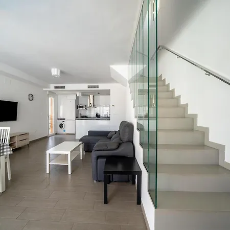 Villa Sunny With Private Pool *